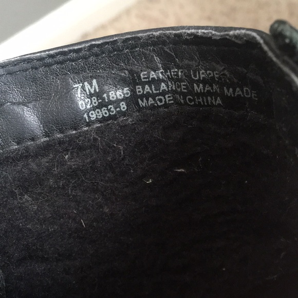 Vintage St. John’s Bay black ankle booties! - Picture 12 of 15